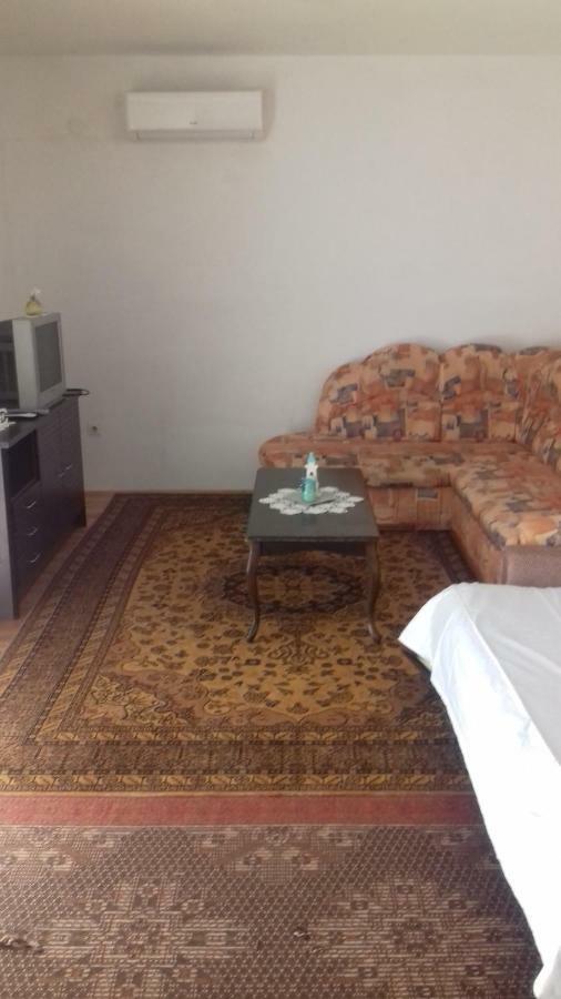 Apartman Ante Διαμέρισμα Vrgada Εξωτερικό φωτογραφία